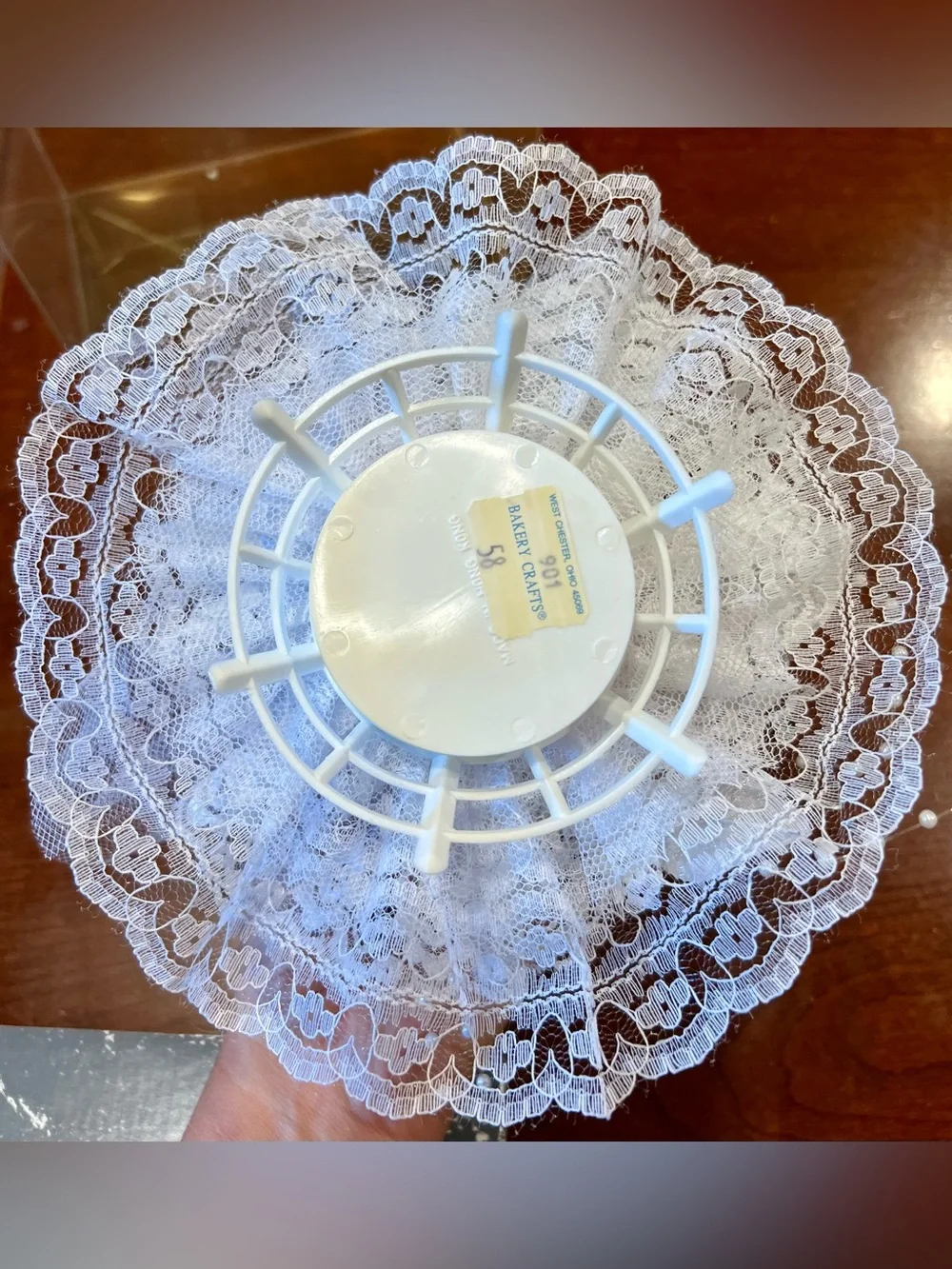Vintage Traditions Wedding Cake Topper White Flowers Like New